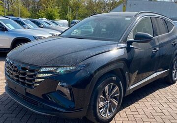 Hyundai TUCSON 168.332 km 17.136 &euro; Wesel 46485