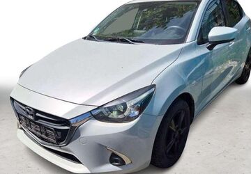 Mazda 2 46.520 km 12.880 &euro; Duisburg-Rheinhausen 47226