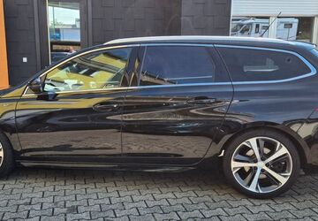 Peugeot 308 104.000 km 14.990 &euro; Oberhausen 46049