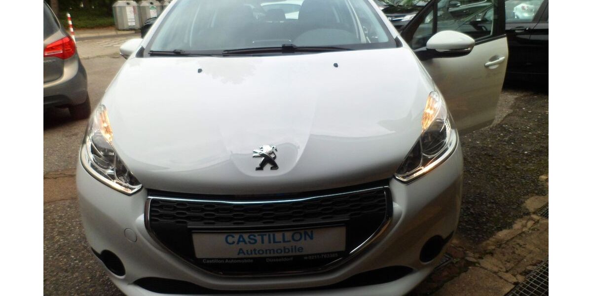 Peugeot 208 94.500 km 5.950 &euro; Düsseldorf 40589