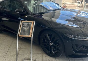 Jaguar F-Type 6.800 km 57.900 &euro; Oberhausen 46147