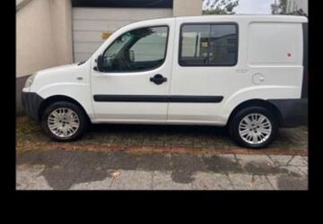 Fiat Doblo 208.000 km 3.000 &euro; Duisburg 47166