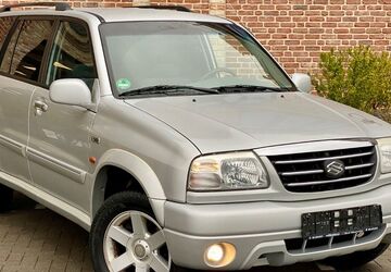 Suzuki Grand Vitara 161.000 km 3.900 &euro; Dorsten 46284