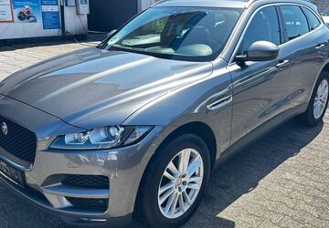 Jaguar F-Pace 223.175 km 10.900 &euro; Oberhausen 46117