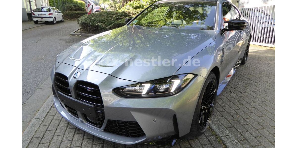 BMW M4 13.200 km 87.900 &euro; Essen 45134