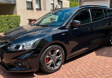 Ford Focus 89.000 km 12.900 &euro; Duisburg 47167