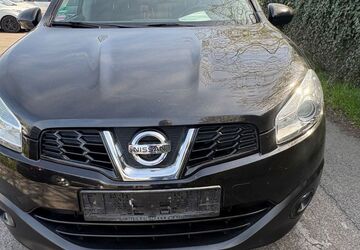 Nissan Qashqai 215.000 km 5.200 &euro; Bottrop 46238