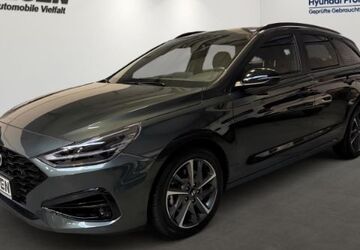 Hyundai i30 8.119 km 23.550 &euro; Neuss 41464