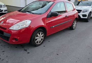 Renault Clio 148.000 km 2.850 &euro; Duisburg 47055