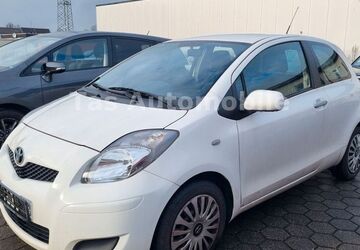 Toyota Yaris 114.000 km 4.599 &euro; Dinslaken 46539