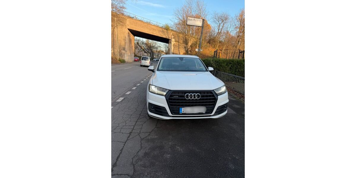 Audi Q7 56.867 km 40.500 &euro; Duisburg 47179