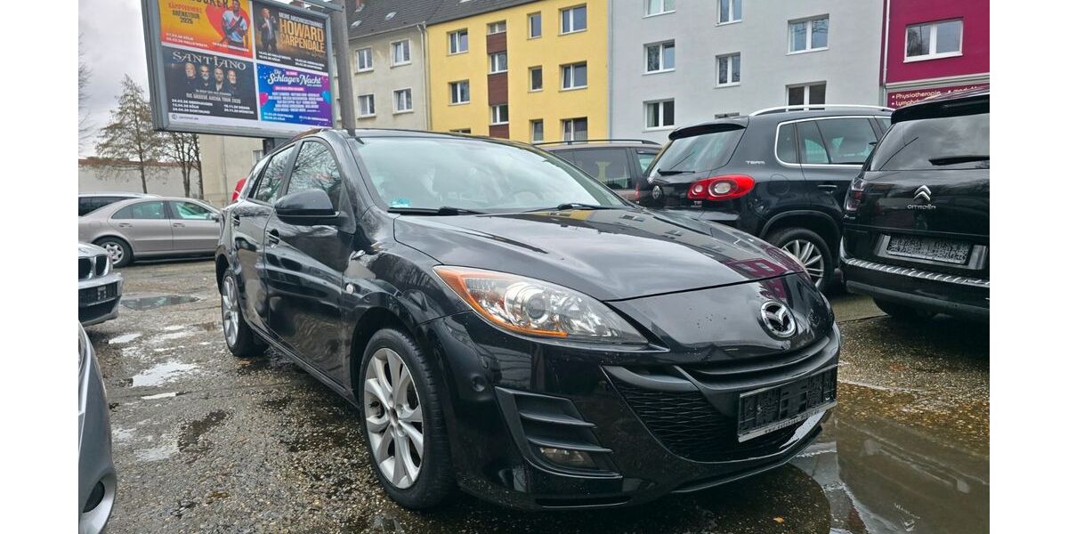 Mazda 3 176.000 km 5.700 &euro; Essen 45144