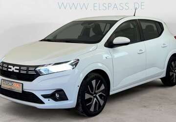 Dacia Sandero 21.559 km 17.620 &euro; Moers 47445