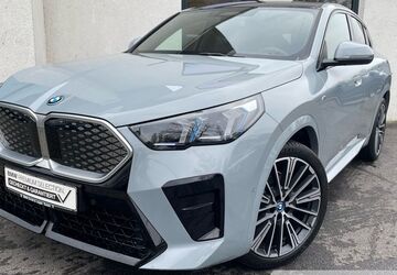 BMW iX2 21.664 km 52.470 &euro; Essen 45134