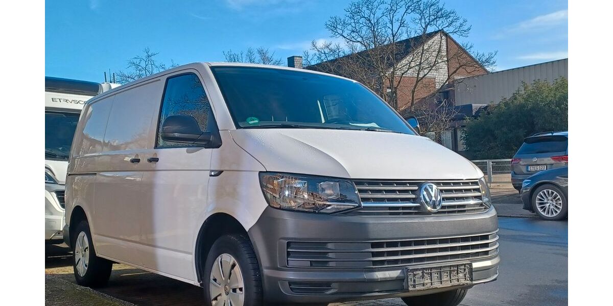VW T6 Transporter 136.000 km 11.990 &euro; Duisburg 47269