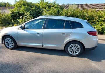 Renault Megane 148.600 km 8.350 &euro; Duisburg 47259