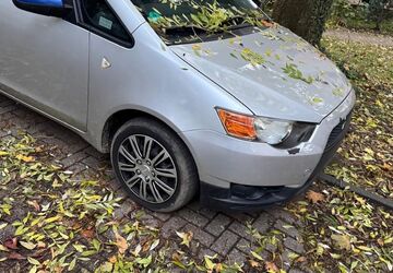 Mitsubishi Colt 204.000 km 1.600 &euro; Duisburg 47166