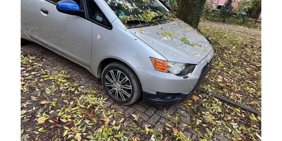 Mitsubishi Colt 204.000 km 1.600 &euro; Duisburg 47166
