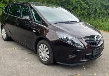 Opel Zafira 103.000 km 8.800 &euro; Kamp-Lintfort 47475