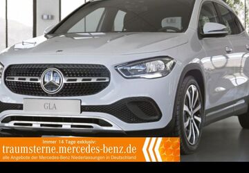 Mercedes-Benz GLA 250 40.355 km 29.490 &euro; Duisburg 47138