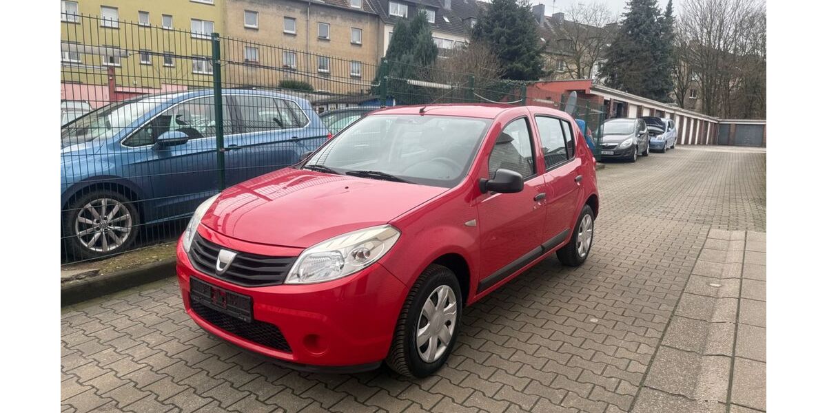 Dacia Sandero 116.000 km 2.200 &euro; Essen 45143