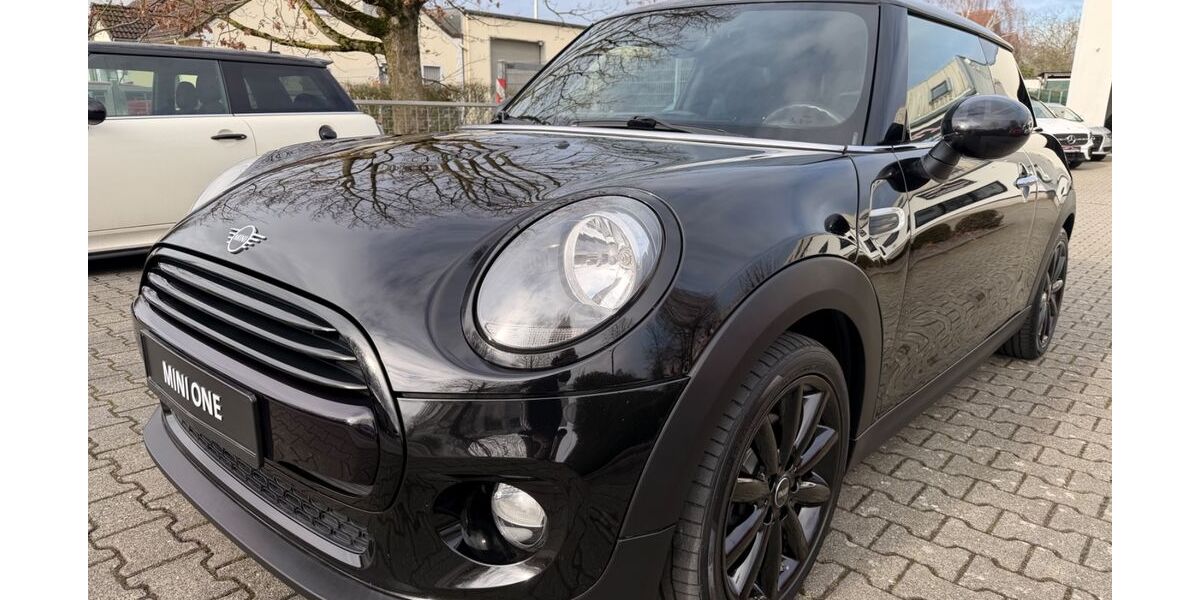 Mini ONE 79.700 km 12.990 &euro; Neukirchen-Vluyn 47506