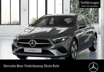 Mercedes-Benz A 180 3.820 km 33.490 &euro; Düsseldorf 40470