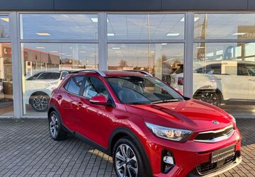 Kia Stonic 85.000 km 15.990 &euro; Dinslaken 46539