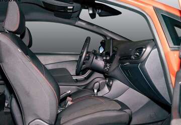 Ford Fiesta 14.303 km 16.444 &euro; Düsseldorf 40233