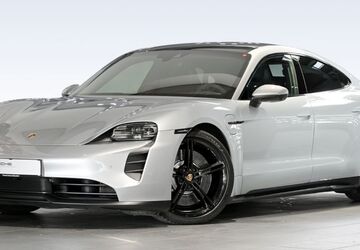 Porsche Taycan 36.125 km 79.900 &euro; Düsseldorf 40468