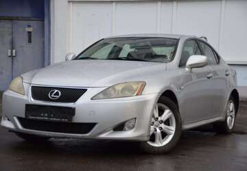 Lexus IS 220d 337.890 km 2.900 &euro; Düsseldorf 40599