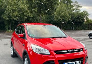 Ford Kuga 156.000 km 8.300 &euro; Duisburg 47228