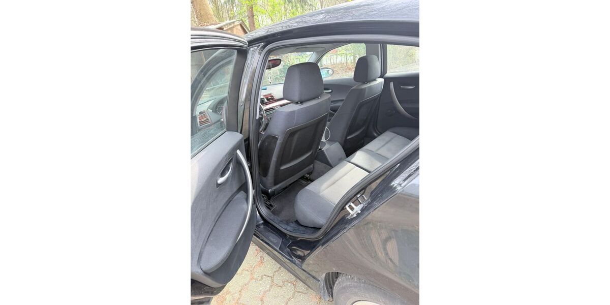 BMW 116 188.950 km 1.450 &euro; Duisburg 47228