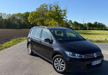 VW Touran 191.000 km 12.990 &euro; Duisburg 47198