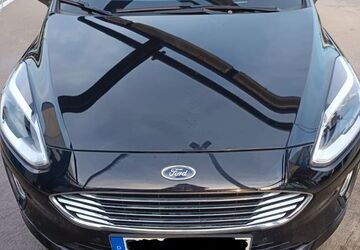 Ford Fiesta 98.000 km 10.500 &euro; Düsseldorf 40477