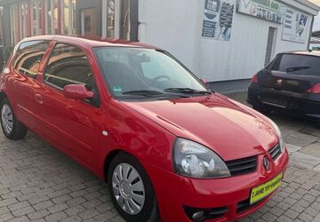 Renault Clio 100.000 km 1.990 &euro; Essen 45143