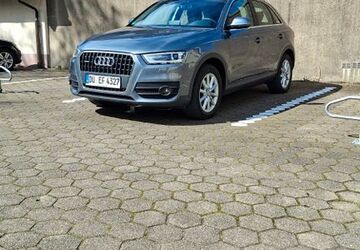 Audi Q3 82.000 km 19.900 &euro; Duisburg 47166