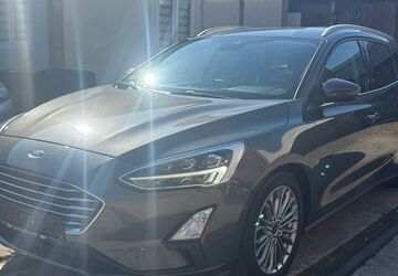 Ford Focus 203.000 km 8.490 &euro; Hattingen 45525