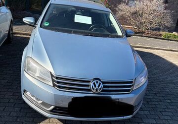 VW Passat 149.000 km 7.500 &euro; Duisburg 47198