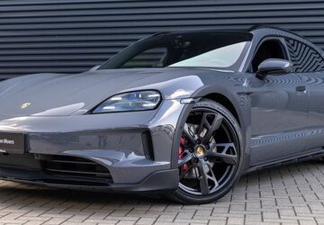 Porsche Taycan 9.999 km 126.900 &euro; Moers 47441