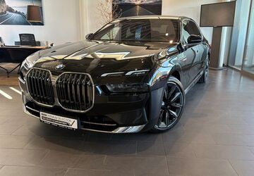 BMW 740 28.899 km 84.600 &euro; Duisburg 47119