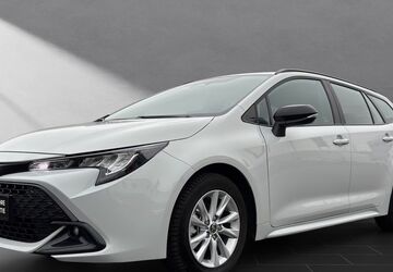 Toyota Corolla 21.264 km 25.950 &euro; Wesel 46485