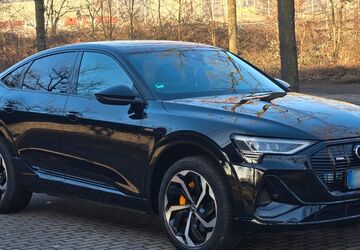 Audi e-tron 49.191 km 39.500 &euro; Duisburg 47226