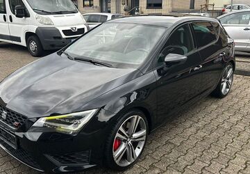 Seat Leon 64.586 km 16.900 &euro; Oberhausen 46117