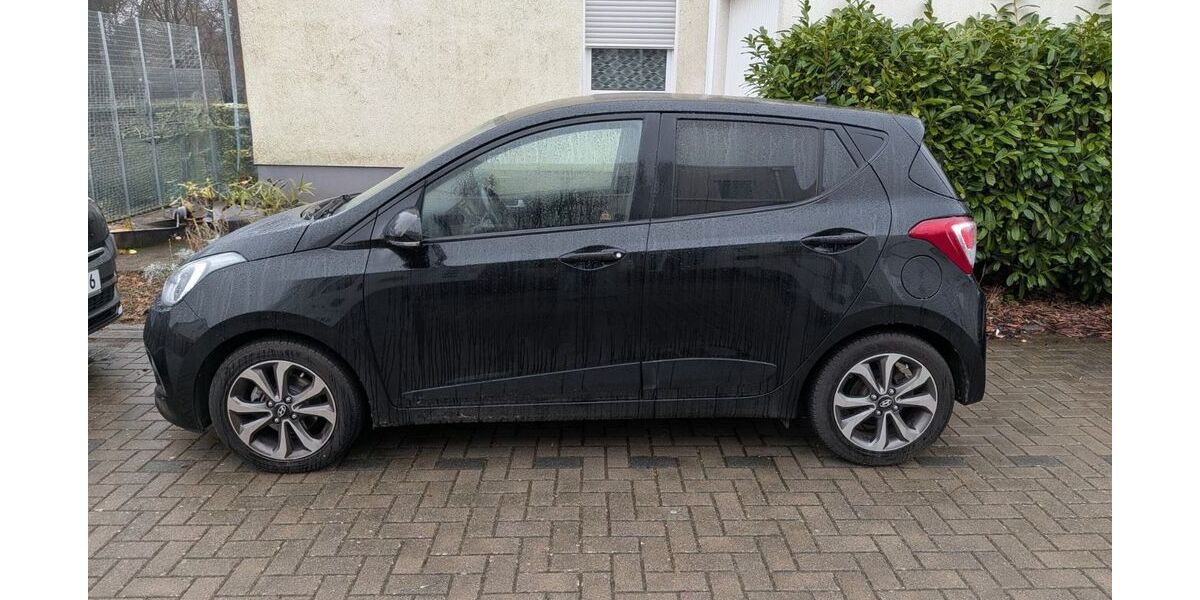Hyundai i10 65.260 km 8.100 &euro; Krefeld 47803