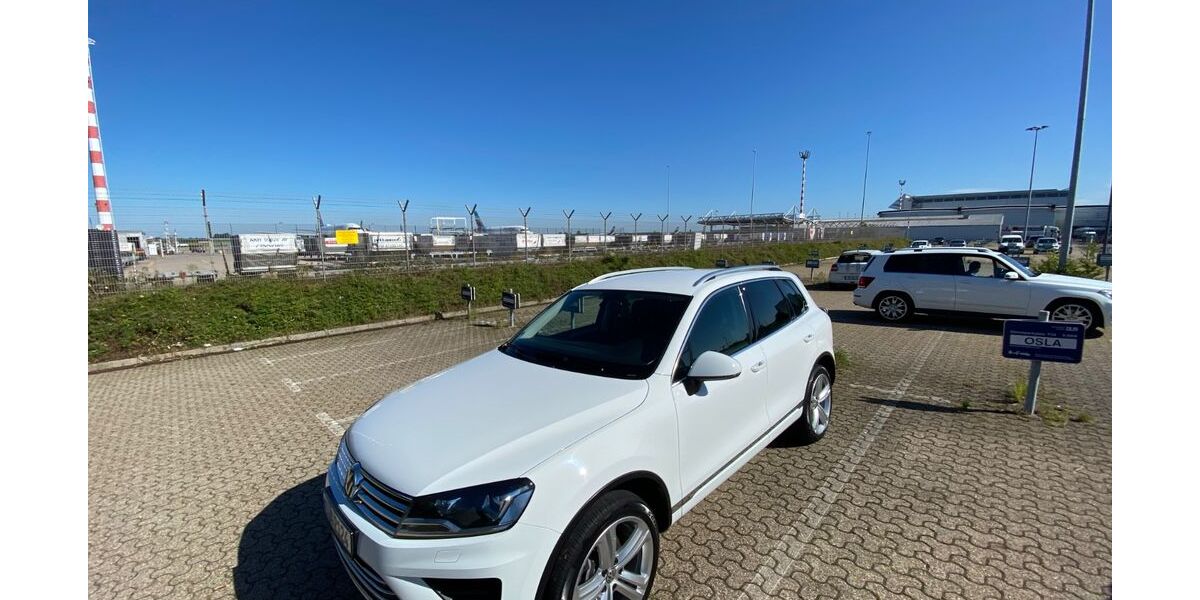 VW Touareg 143.000 km 25.900 &euro; Düsseldorf 40229