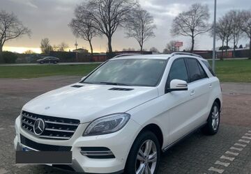 Mercedes-Benz ML 350 366.000 km 12.000 &euro; Wesel 46485