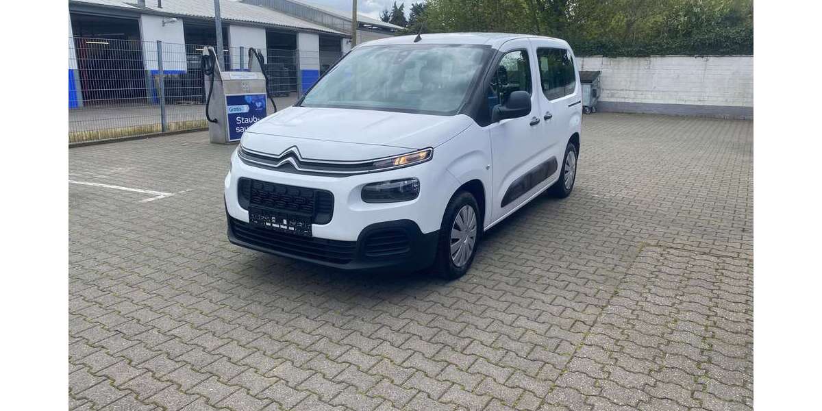 Citroen Berlingo 155.123 km 8.950 &euro; Kamp-Lintfort 47475