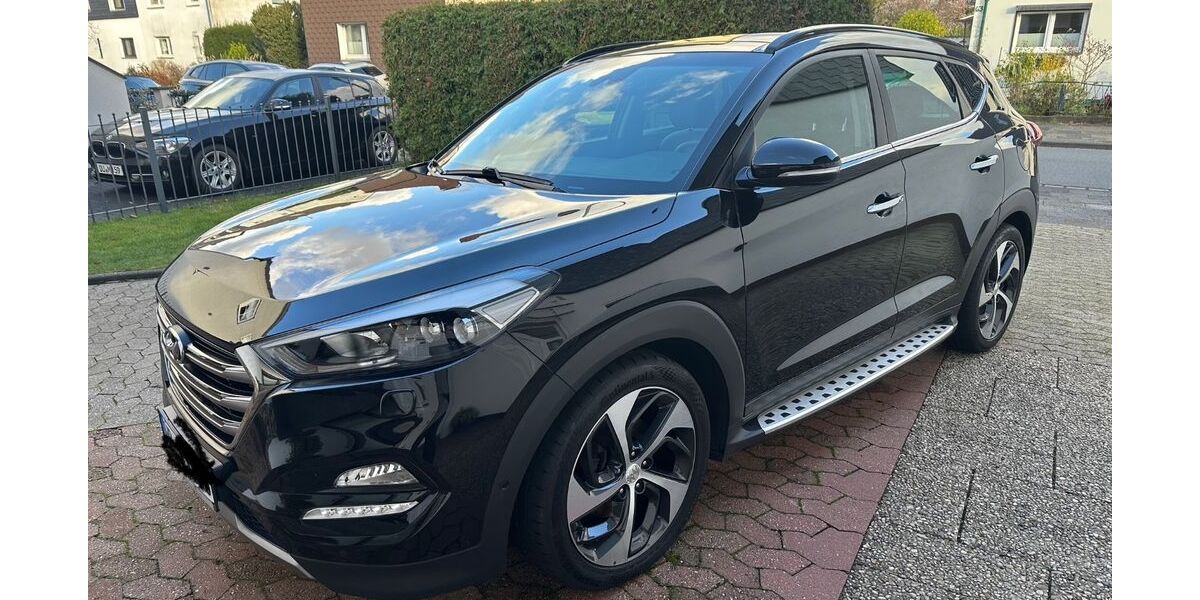 Hyundai TUCSON 48.000 km 19.400 &euro; Duisburg 47249