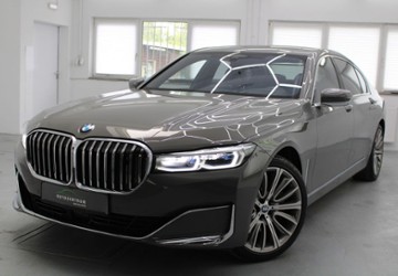 BMW 740 87.404 km 49.990 &euro; Düsseldorf 40233